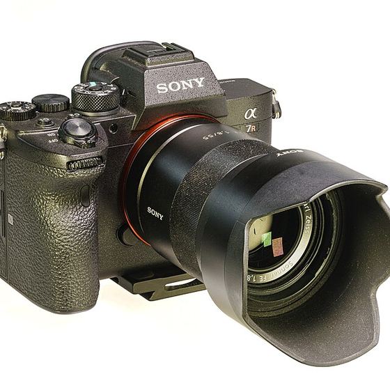 A7 IV with 24-70 lens