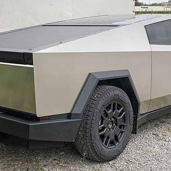 Cybertruck Cyberbeast